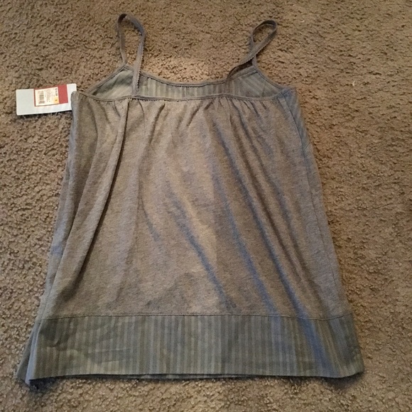 2 Women’s Tank Tops - small/medium - Picture 7 of 9